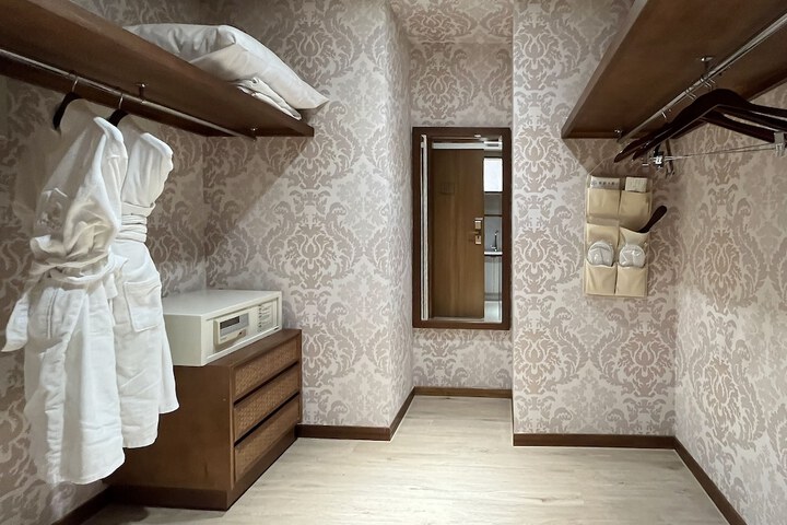 Wardrobe