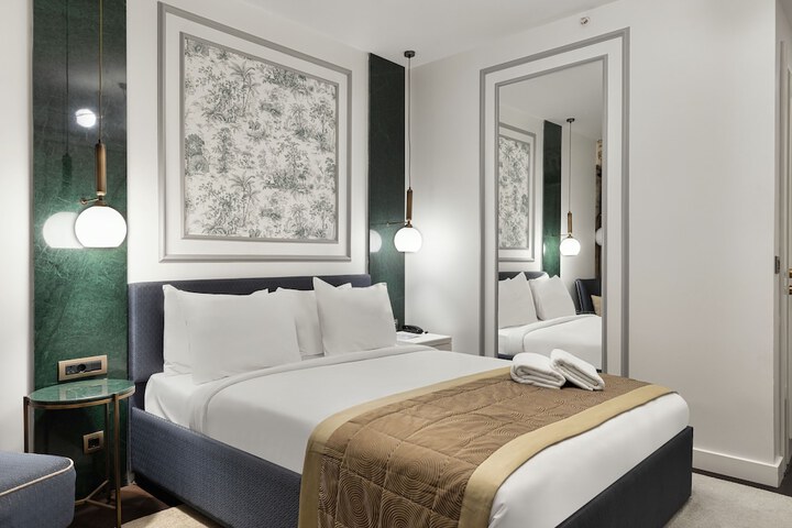 Room 45 of 86