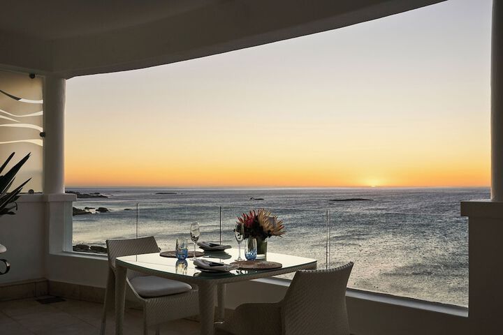 Dining 96 of 135