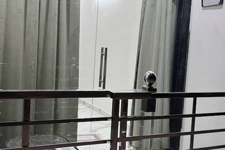 Room 41 of 82