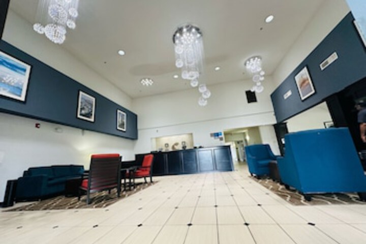 Hotel Interior 10 of 213