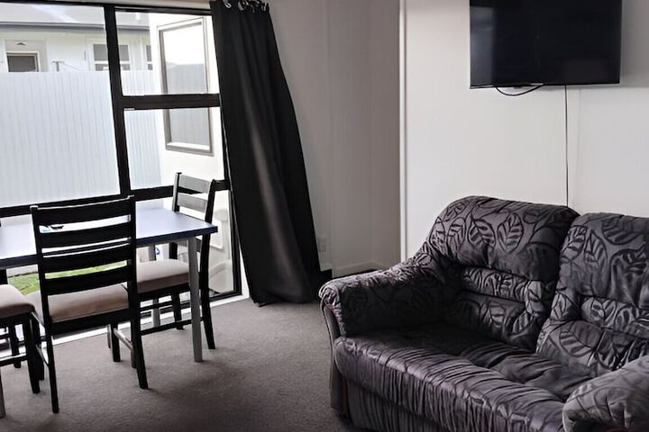 Room 16 of 26