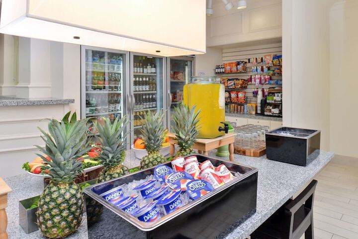 Snack bar