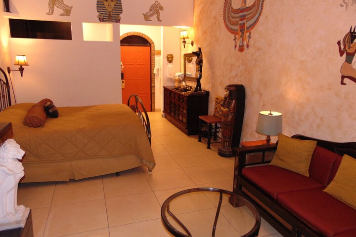 Room 153 of 413