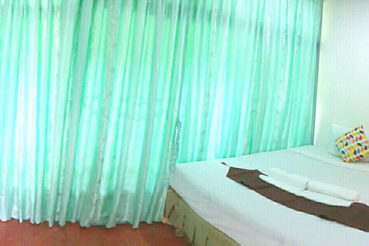 Room 7 of 56