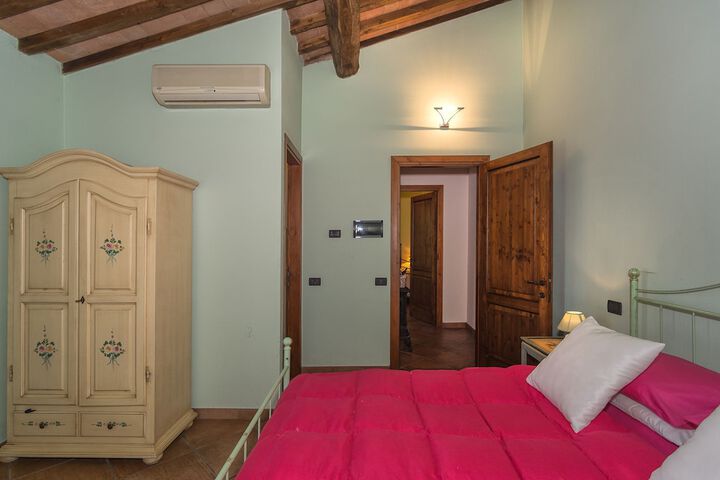 Room 15 of 54