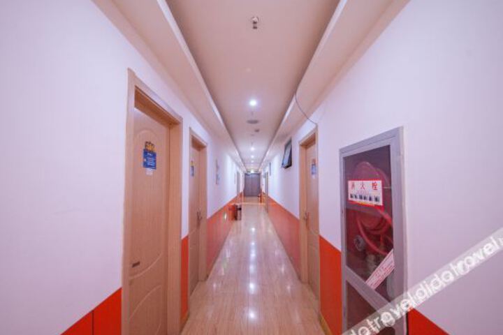 Hotel Interior 11 of 29