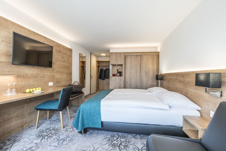 Room 16 of 63