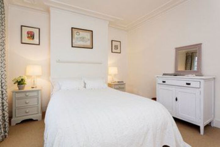 Room 14 of 21