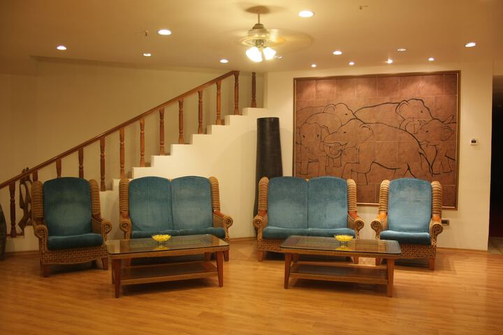 Guest Lobby