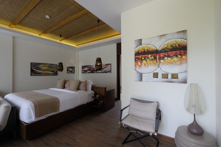 Room 27 of 183