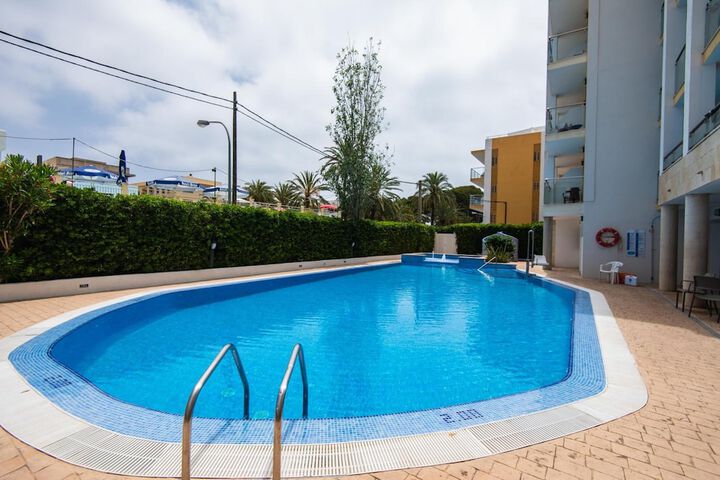 Hotel with Pool