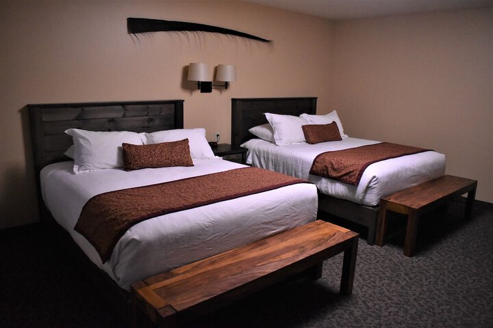 Room 33 of 279