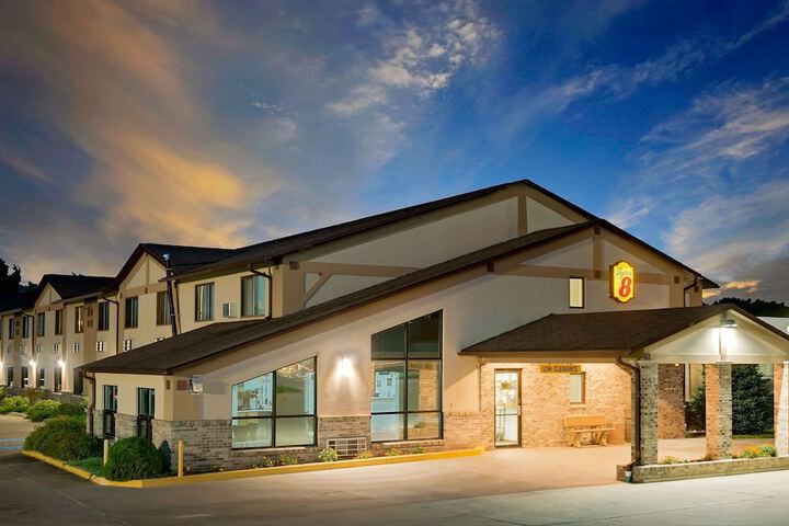 Hotel 36 of 38