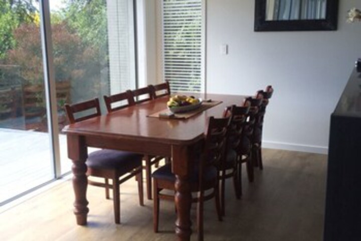 Room 4 of 15