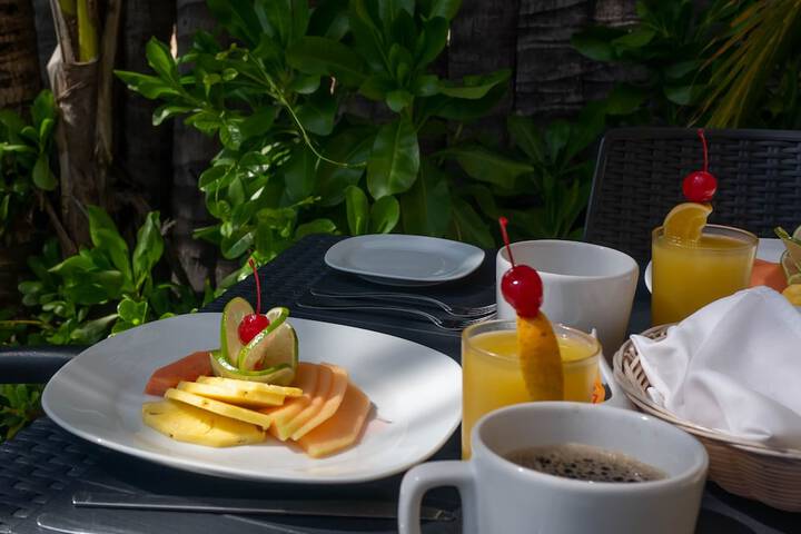 Breakfast/Coffee Service 41 of 62