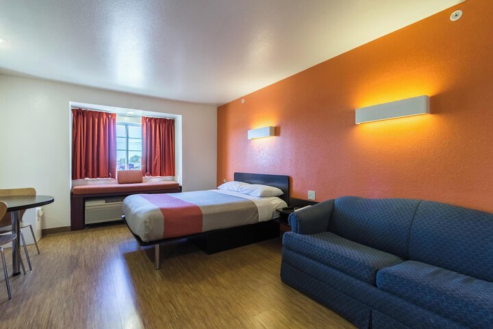 Room 19 of 55
