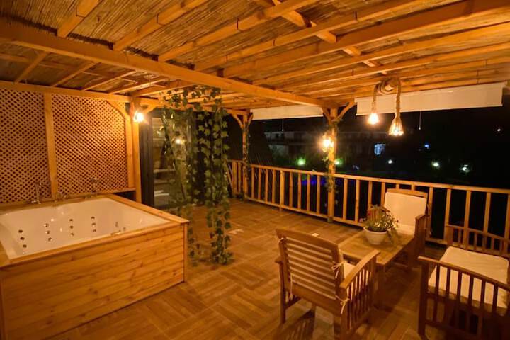 Terrace/Patio 8 of 11
