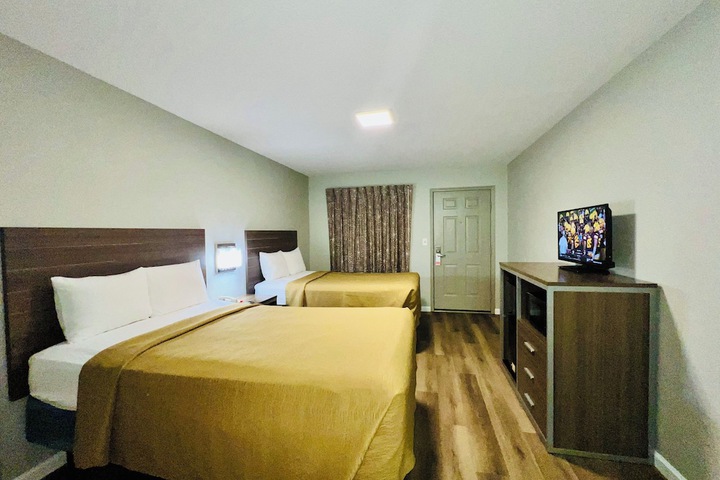 Room 7 of 23