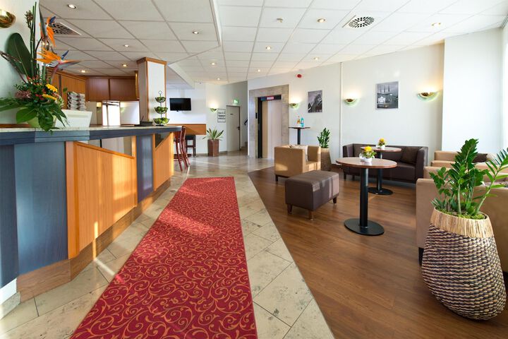 Hotel Lobby