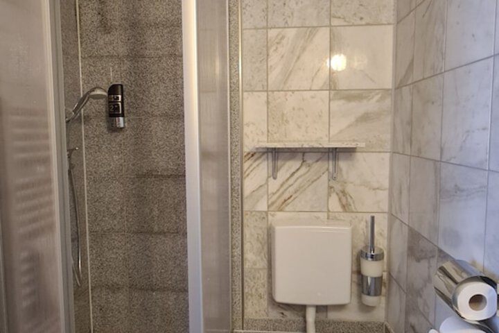Room 46 of 91