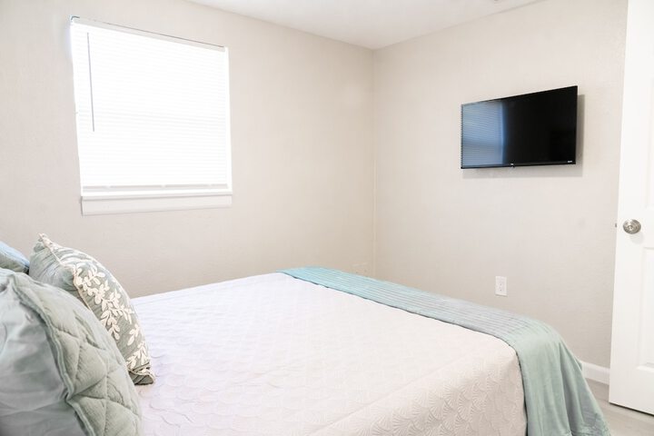 Room 2 of 14