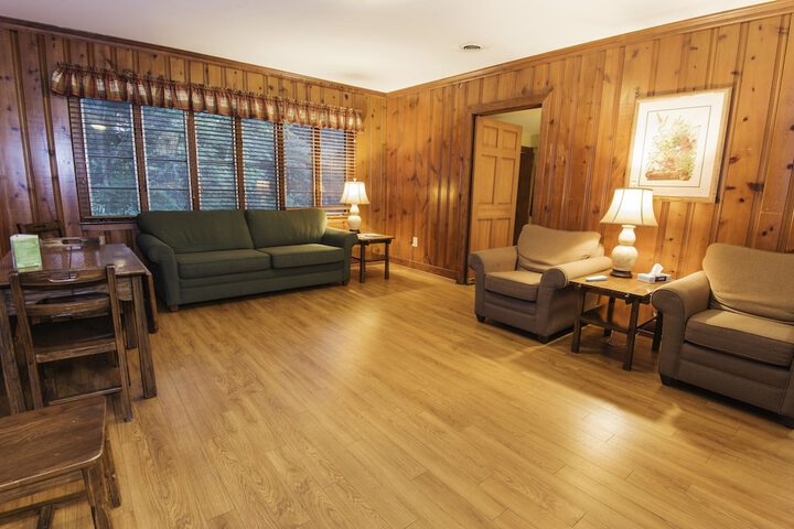 Room 49 of 121