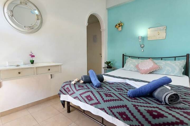 Room 20 of 72