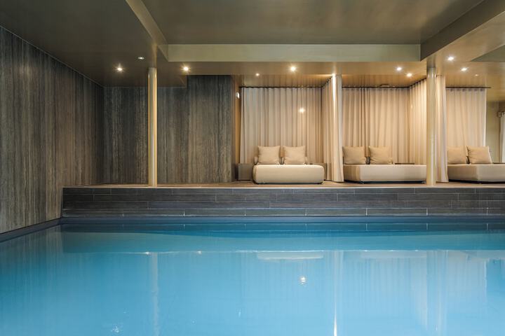 Pool 39 of 45