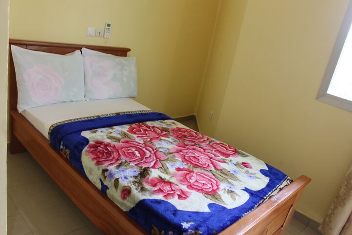 Room 4 of 21