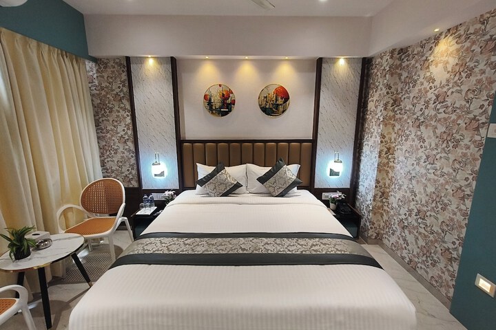Room 38 of 60