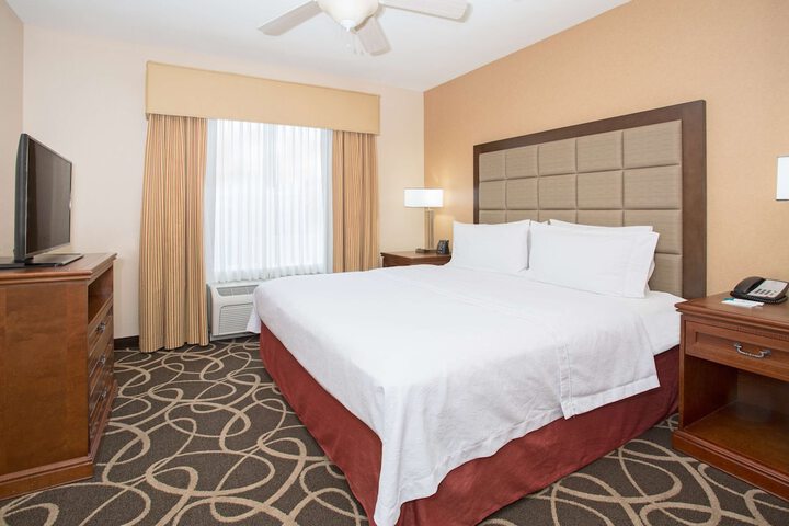 Room 8 of 23