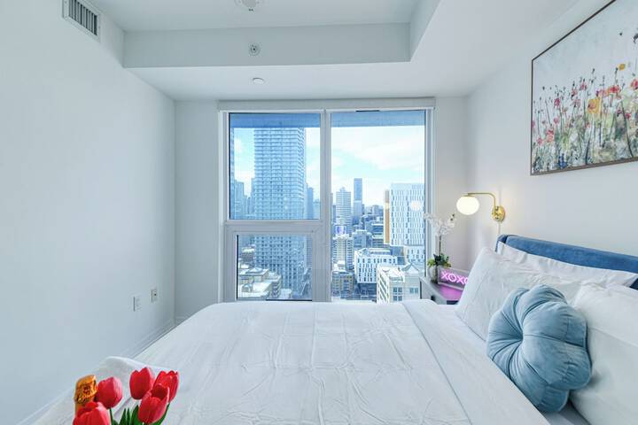 Room 330 of 652