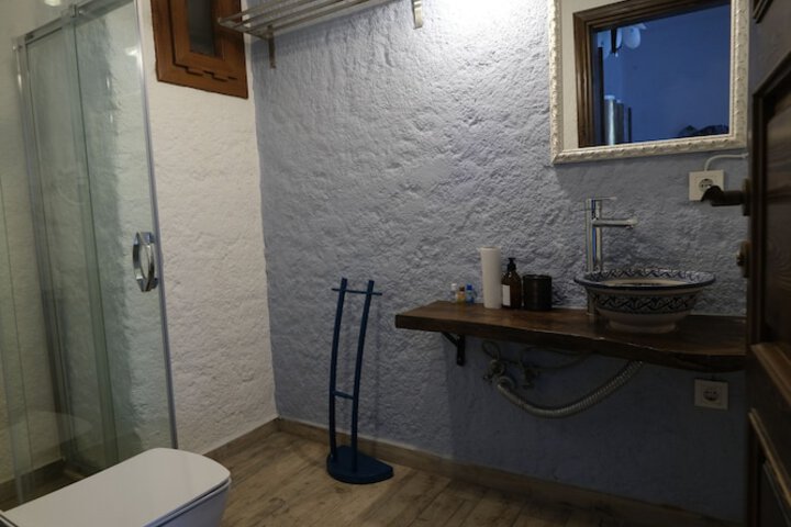 Room 20 of 27