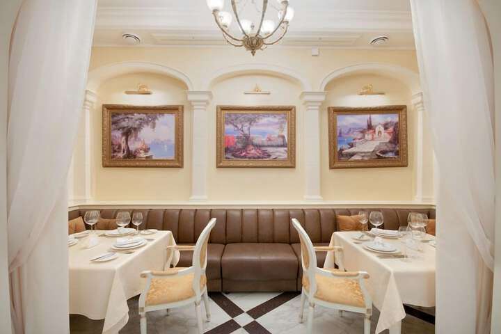 Dining 94 of 122