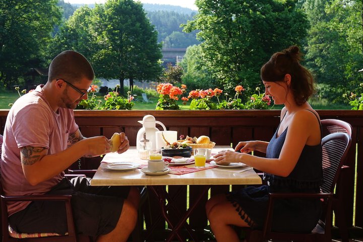 Breakfast/Coffee Service 9 of 13