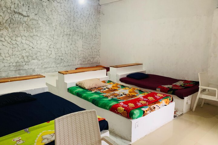Room 15 of 52