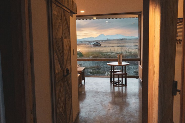 Room 10 of 36