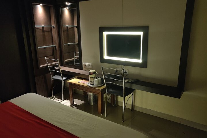 Room 4 of 23