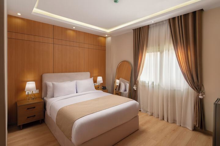 Room 26 of 35