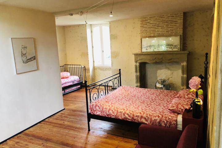 Room 6 of 31