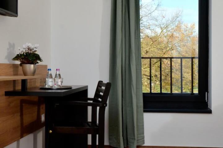 Room 20 of 62