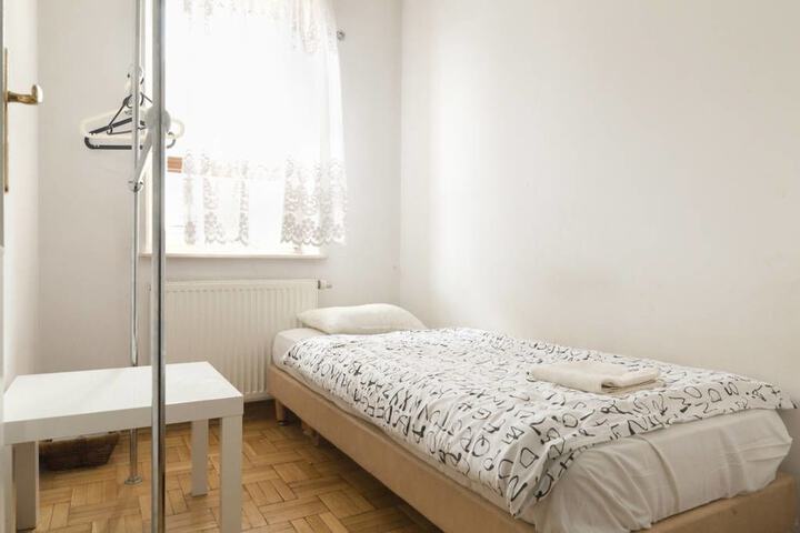 Room 25 of 55