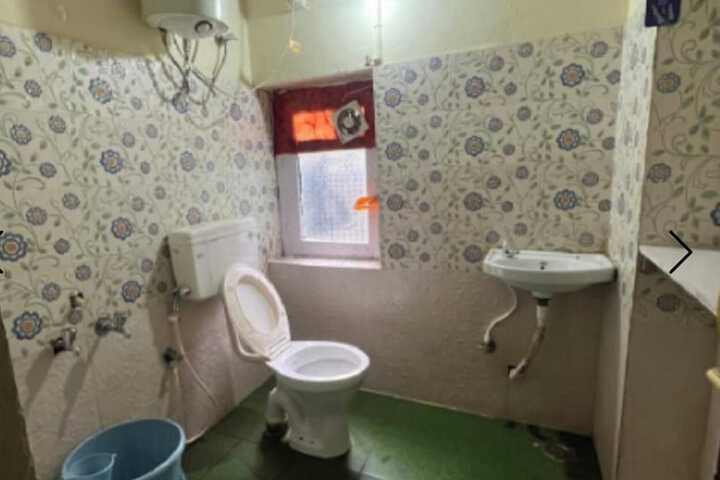 Room 19 of 41