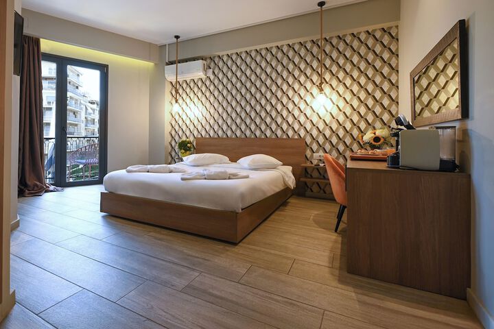Room 54 of 200