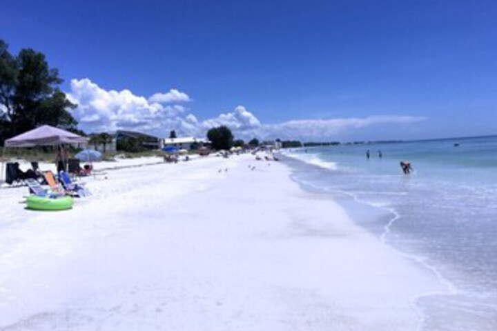 Beach 19 of 67