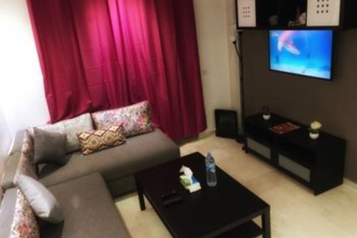 Room 15 of 18