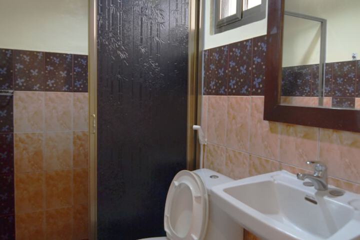 Room 30 of 63