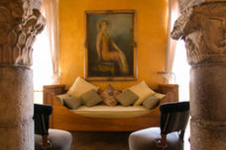 Room 14 of 23