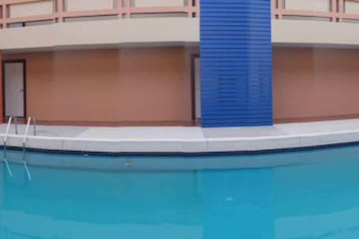 Pool 81 of 92